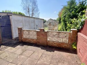 Rear Garden Patio- click for photo gallery